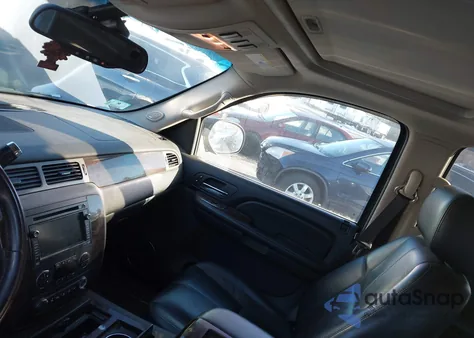 2008 GMC Yukon Denali из США, поврежденный, VIN 1GKFK63868J113504